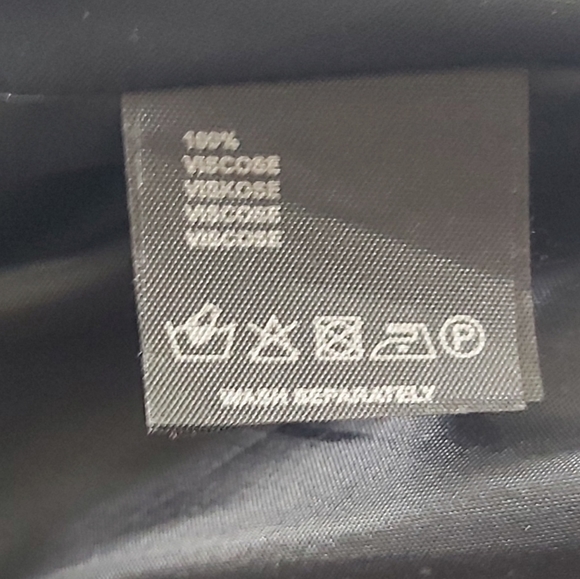 Stills Black Midi Skirt.. Beautiful Design, in Drapey Viscose.. Size 34 - Picture 10 of 10